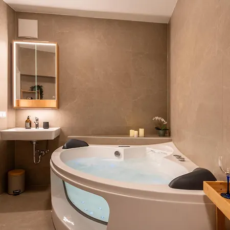Apartmán Wellness Altstadt - Sauna, Whirlpool & Free Parking By Hero Homes Štýrský Hradec