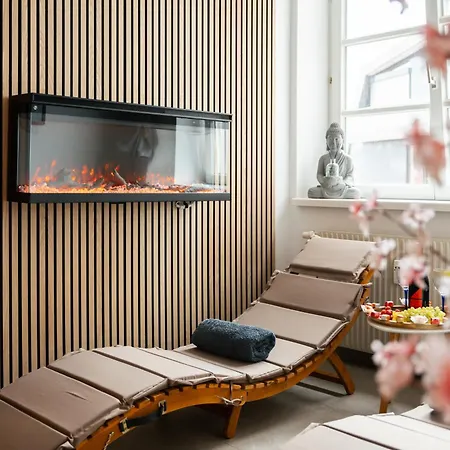 Wellness Altstadt - Sauna, Whirlpool & Free Parking By Hero Homes *
