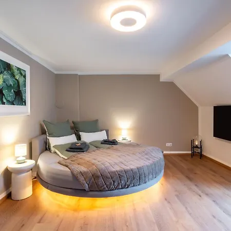 Wellness Altstadt - Sauna, Whirlpool & Free Parking By Hero Homes Apartmán