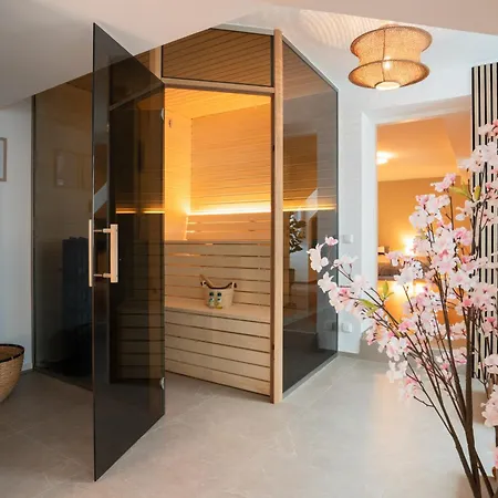 アパート Luxury Wellness With Sauna & Whirlpool By Hero Homes