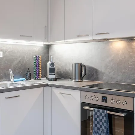 Apartmán Wellness Altstadt - Sauna, Whirlpool & Free Parking By Hero Homes *