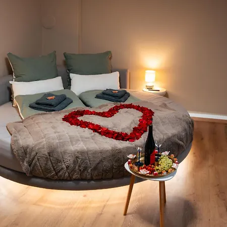 Apartmán Wellness Altstadt - Sauna, Whirlpool & Free Parking By Hero Homes