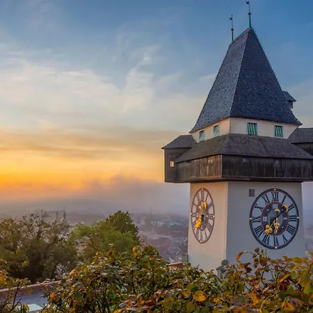 Wellness Altstadt - Sauna, Whirlpool & Free Parking By Hero Homes Apartmán Štýrský Hradec