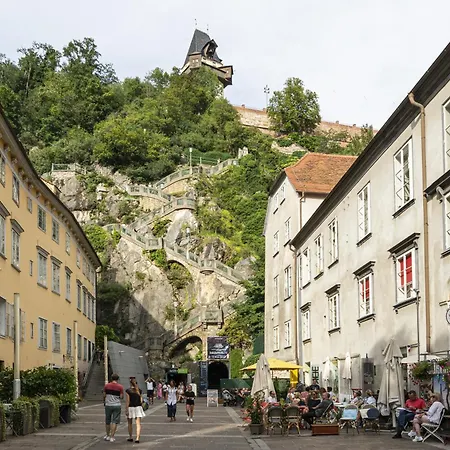 Wellness Altstadt - Sauna, Whirlpool & Free Parking By Hero Homes Apartmán *